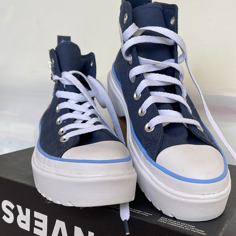 Converse WMNS CTAS A06342C
CTAS LUGGED LIFT H NAVY/LT BLUE /WHITE
Platform Snkrs - Picture 7 of 16